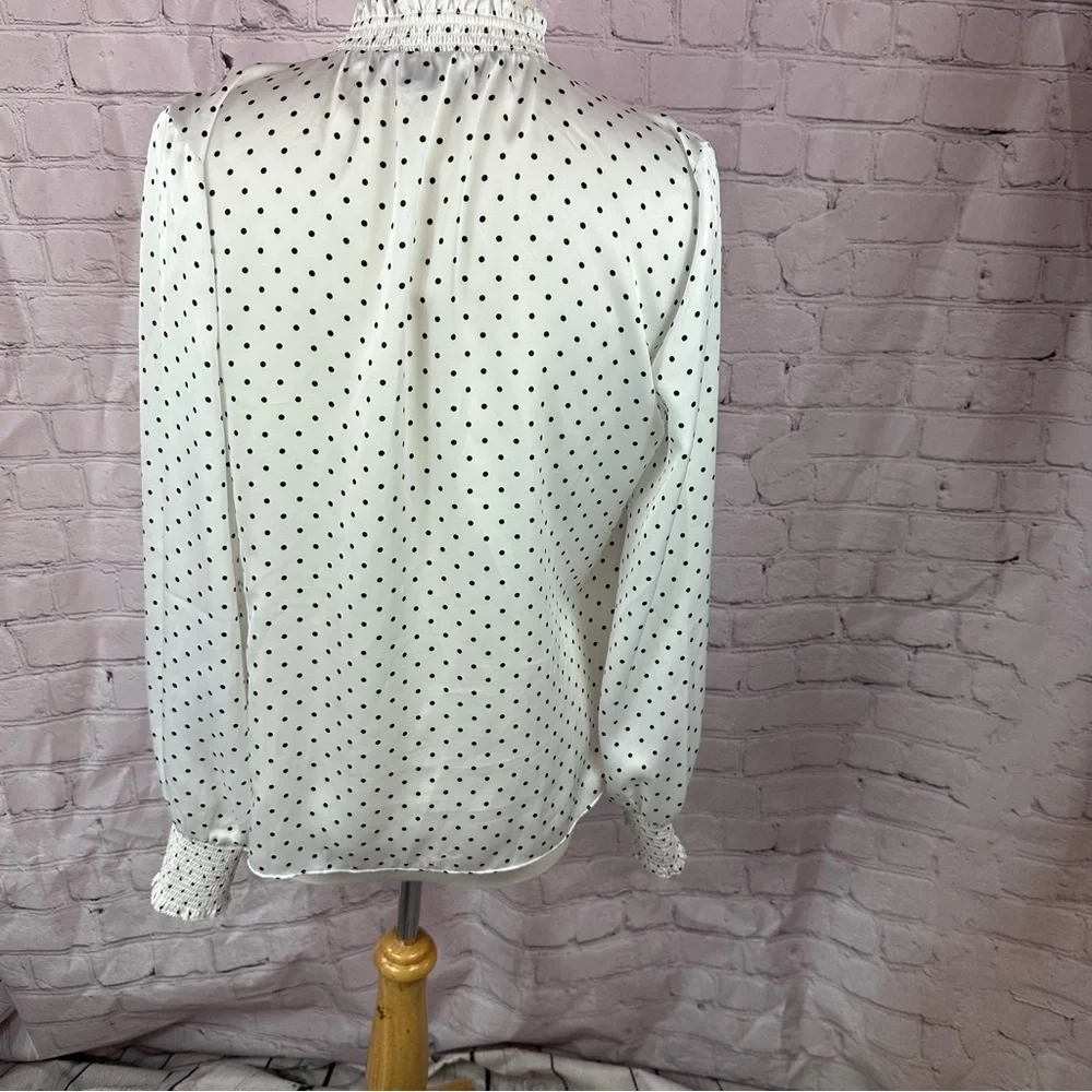 White House Black Market Puff Sleeve Blouse with Tie Front sz 8 ruffle sheer - Picture 3 of 10